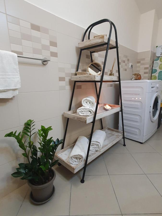 Bella Alba Apartment On The Beach Alba Adriatica Luaran gambar