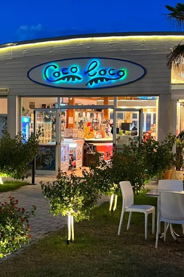 Bella Alba Apartment On The Beach Alba Adriatica Luaran gambar