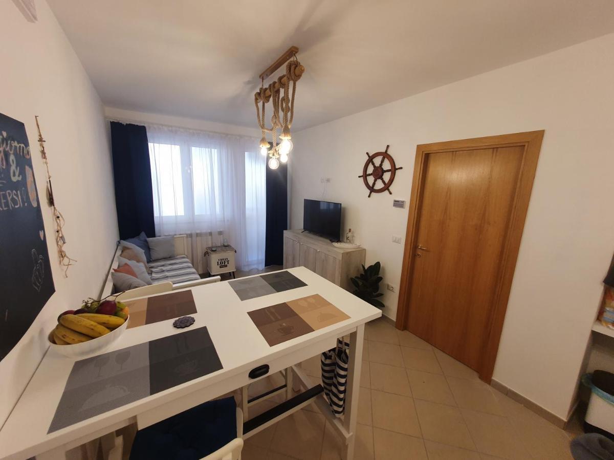 Bella Alba Apartment On The Beach Alba Adriatica Luaran gambar