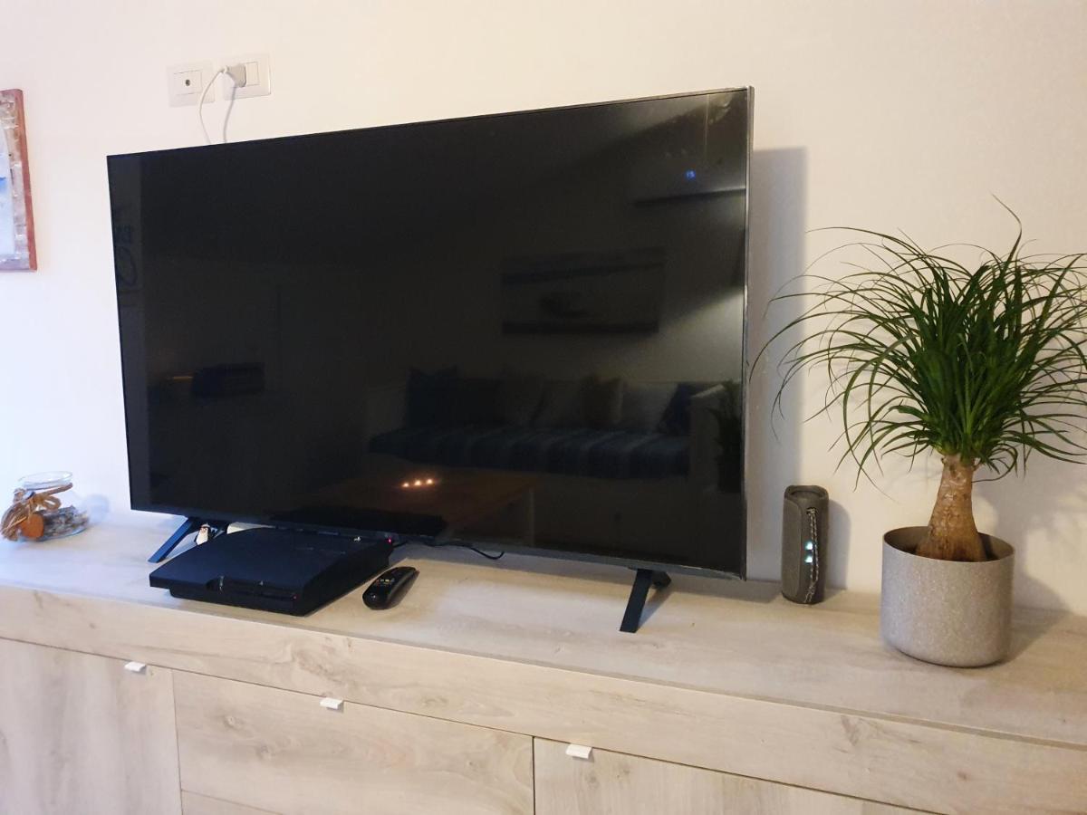 Bella Alba Apartment On The Beach Alba Adriatica Luaran gambar